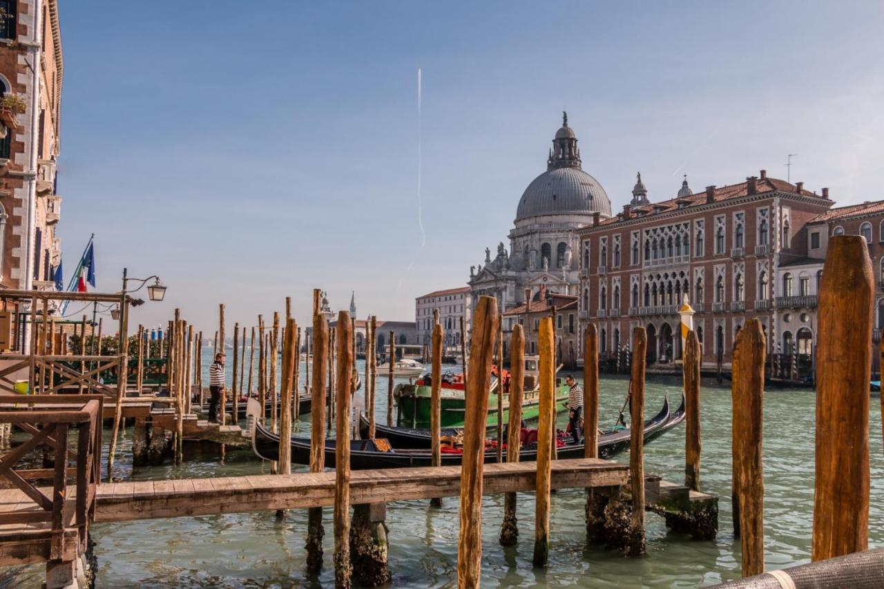 Apartamento Fenice Backstage Over Canal Venecia